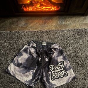 star brandz shorts size medium bought from official store Very good condition